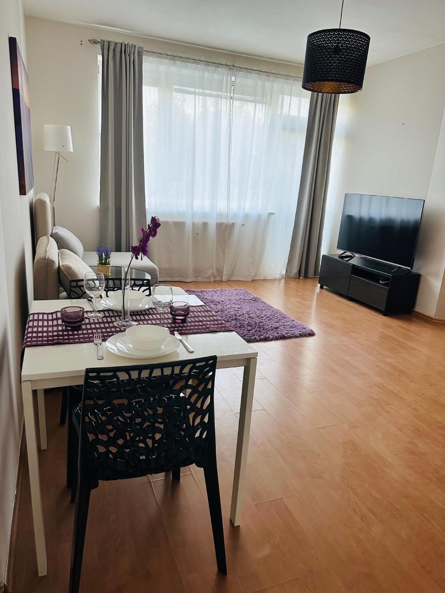 After Two Apartment Bratislava Esterno foto