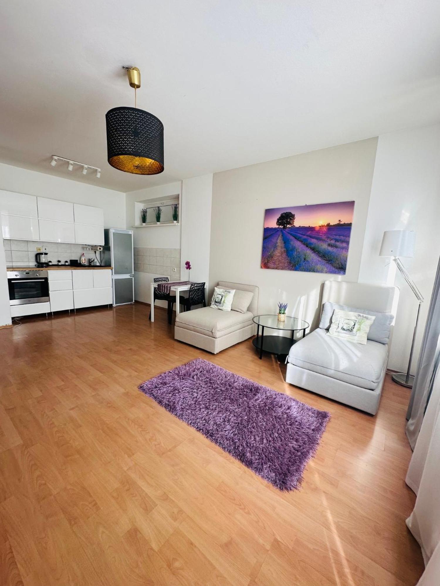 After Two Apartment Bratislava Esterno foto